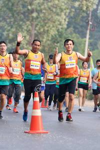 BIB: 728, 052636
                            <button type="button" onclick="openModal(10372323)" class="btn btn-primary btn-sm float-right btn-popup" data-toggle="modal" data-target=".modal-high-quality">
                        <i class="fas fa-shopping-cart"></i> Add to Cart
                    </button>
                                            <button type="button" onclick="isThisMe(10372323, true)" class="btn btn-success btn-sm float-right btn-popup btn-isme hidden" data-toggle="tooltip" data-placement="bottom" title="นี่คือรูปของคุณใช่ไหม คลิกที่นี่เพื่อเอาเข้าอัลบั้ม">
                        <i class="fas fa-plus"></i> Add to album
                    </button>
                    <button type="button" onclick="isThisMe(10372323, false)" class="btn btn-warning btn-sm float-right btn-popup btn-isnotme hidden">
                        <i class="fas fa-ban"></i> Remove from album
                    </button>